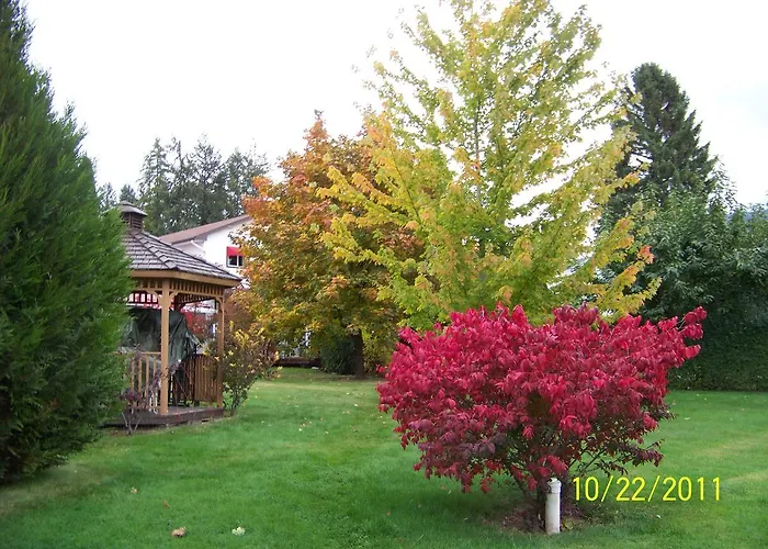 Bavarian Orchard Motel