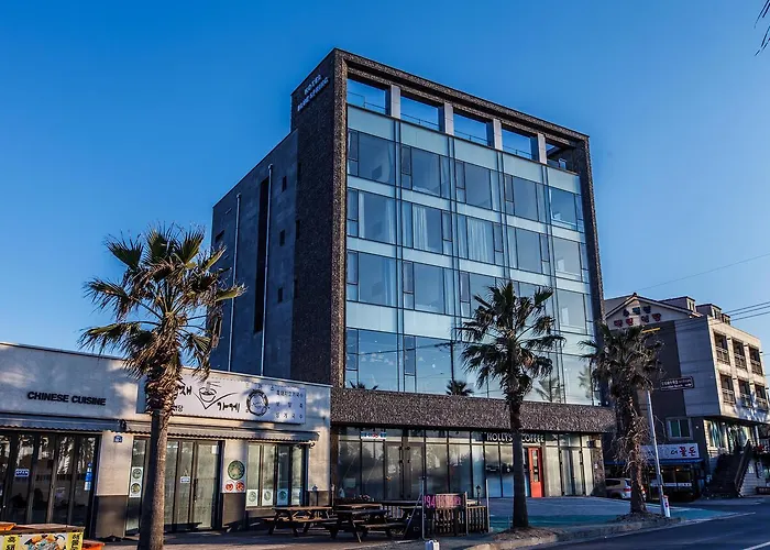 Blue Spring Hotel