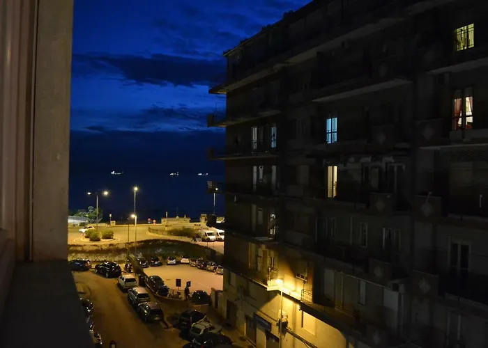 Bed and Breakfast Dimora Tafuri Salerno